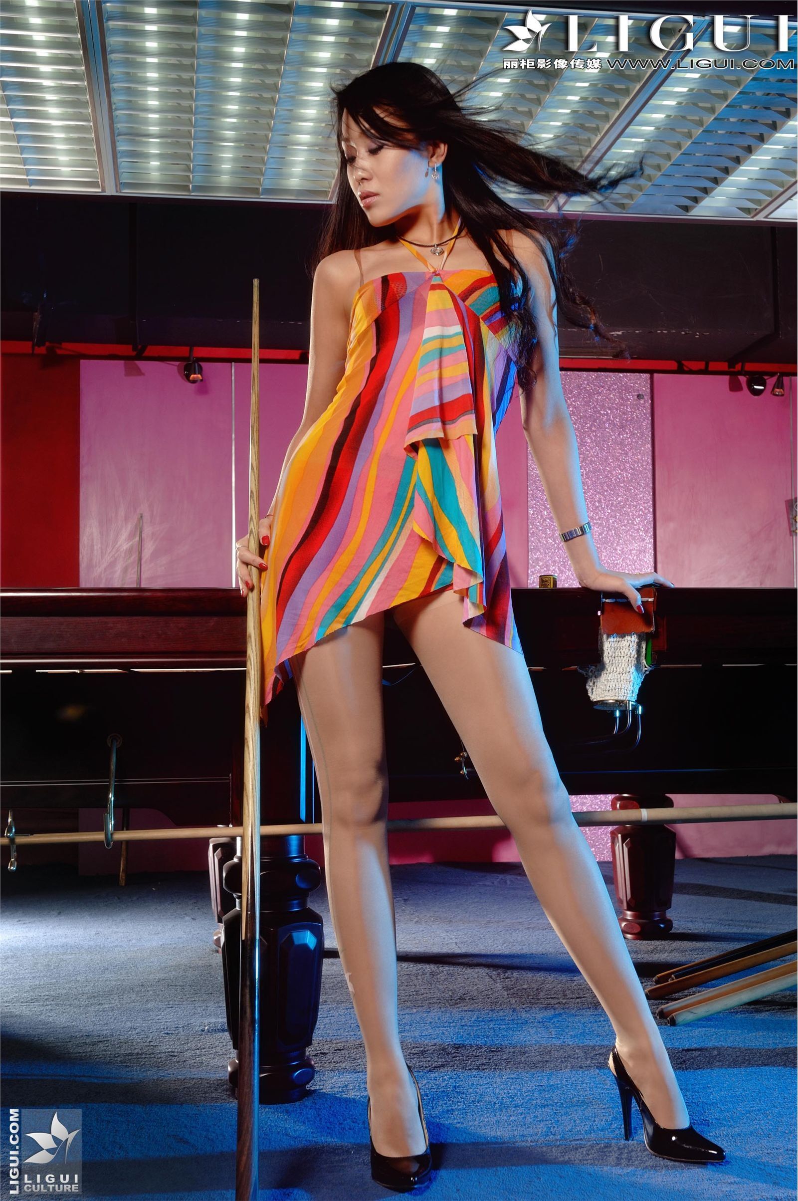 [丽柜vip] [2013.01.02] Model 琳达 性感丝袜美女图片